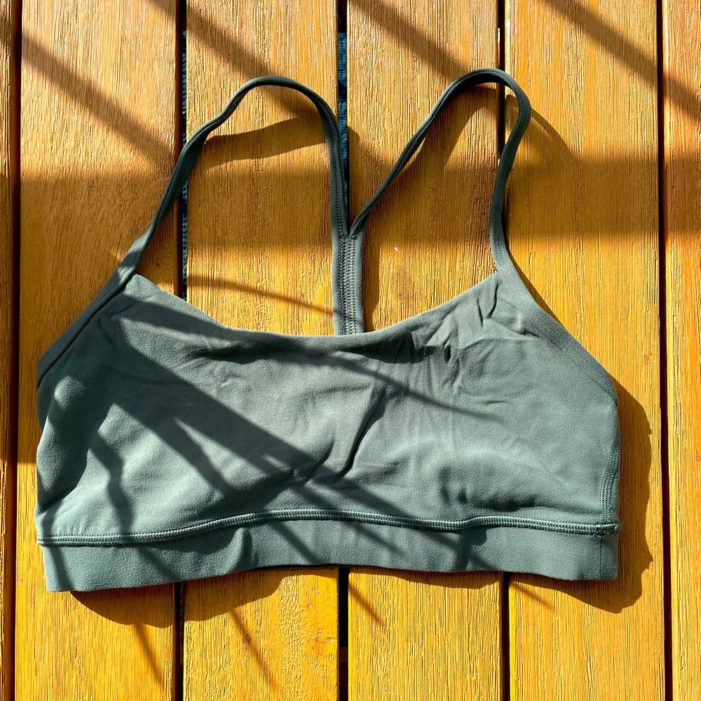 Lululemon Flow Y Nulu Bra